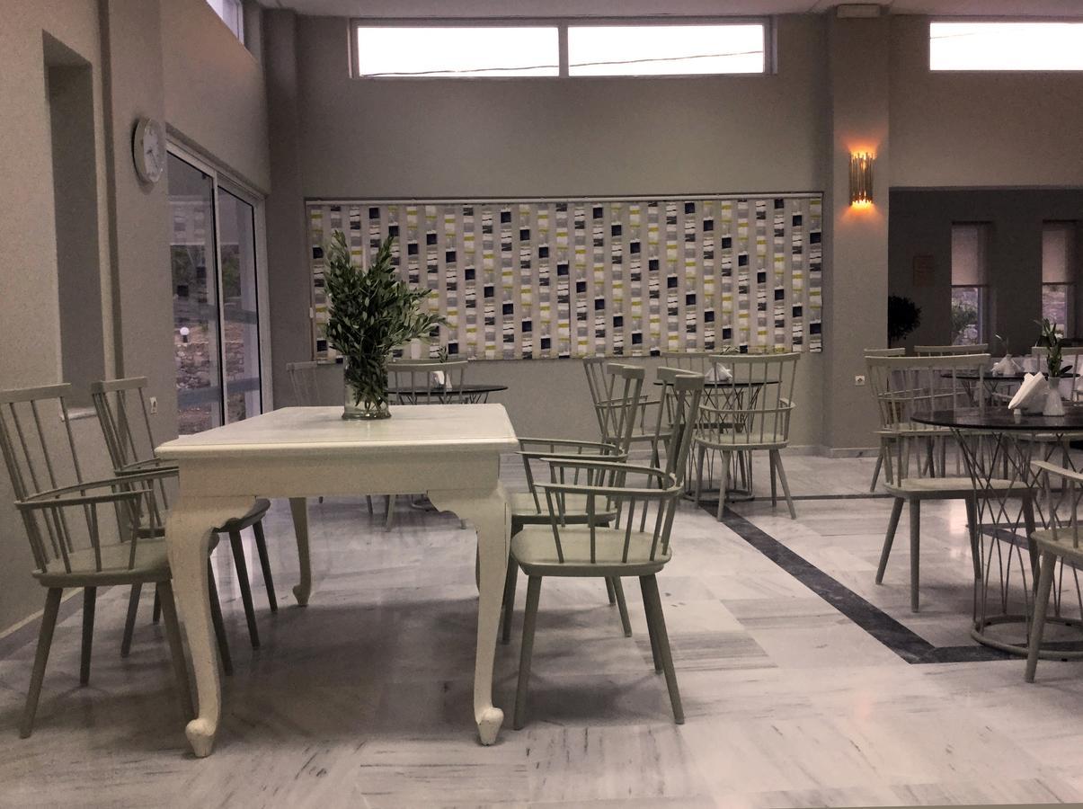 Fourtounis Hotel Kéfalos エクステリア 写真