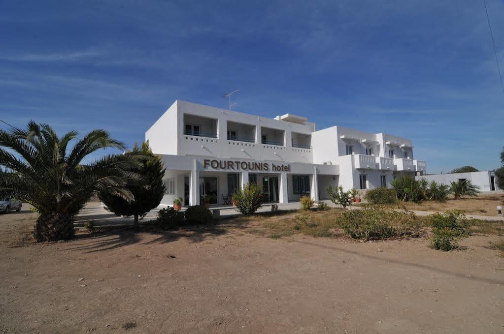 Fourtounis Hotel Kéfalos エクステリア 写真